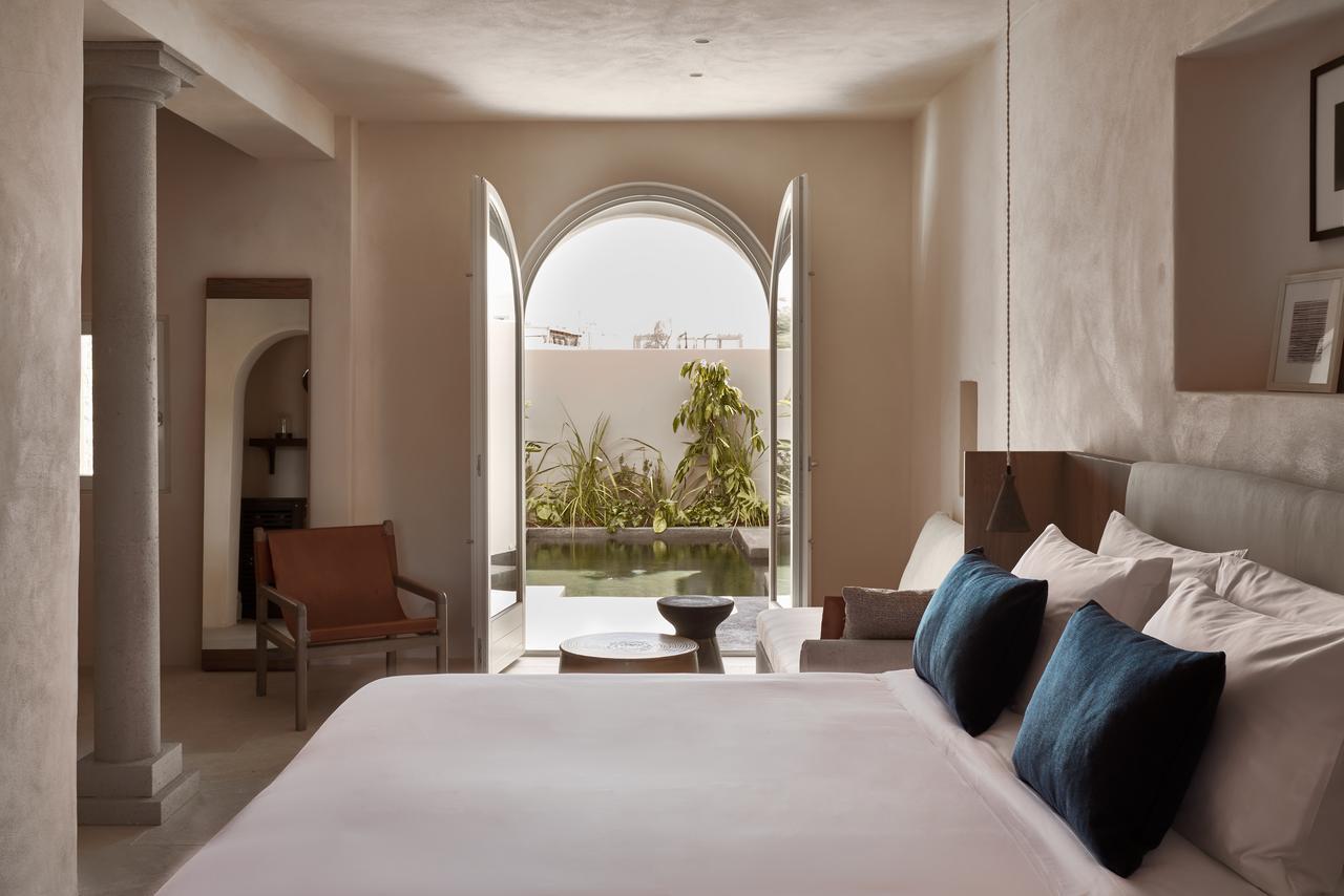 Tarina Suite (Beach Location)