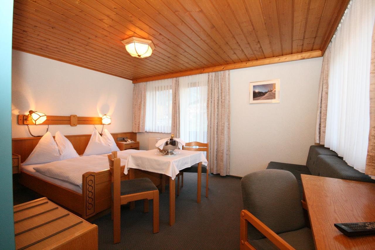 Dreibettzimmer