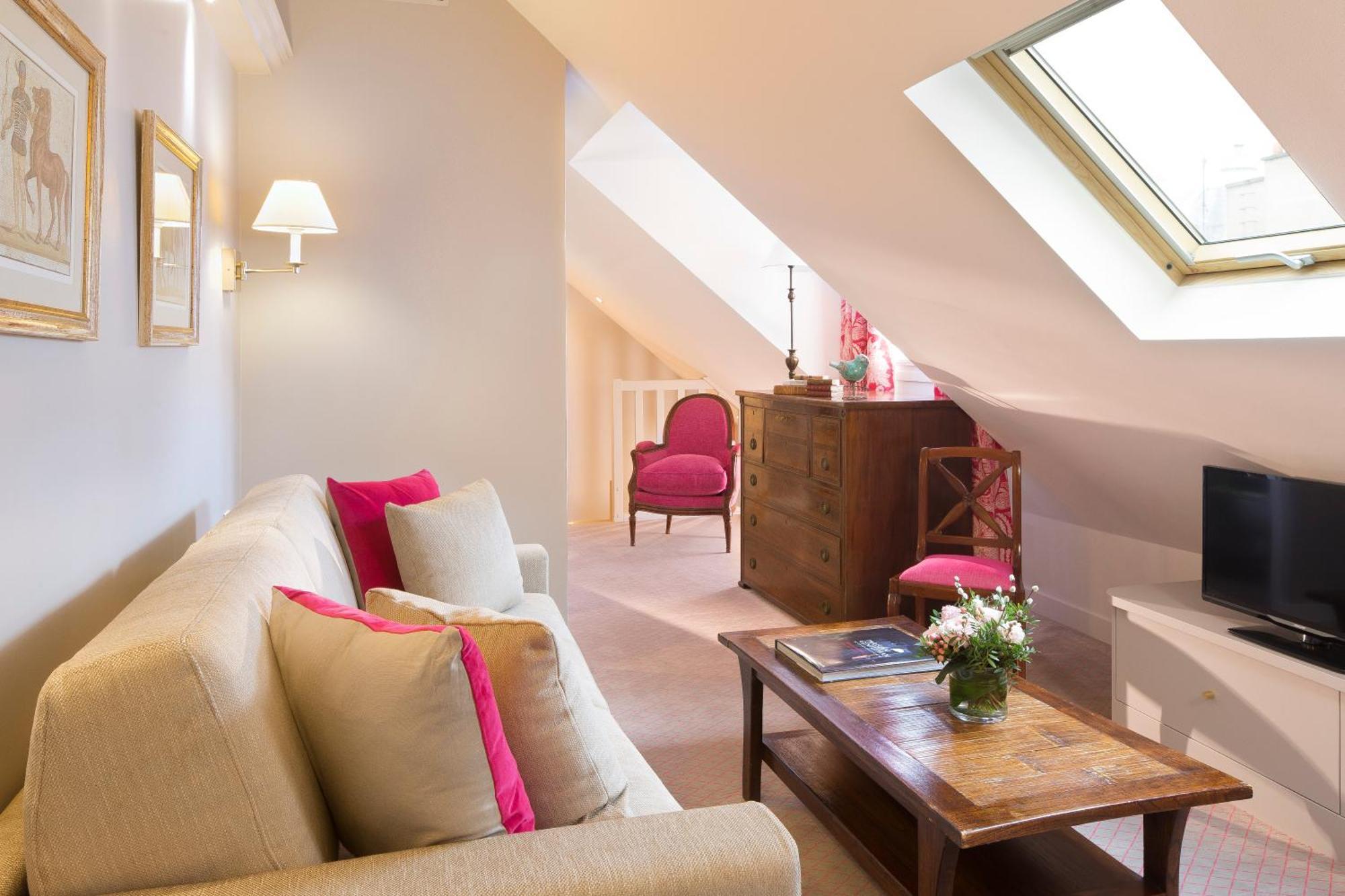 Family Suite,1598885034:JPEG