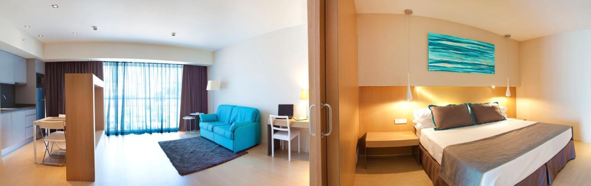 One-Bedroom Apartment
