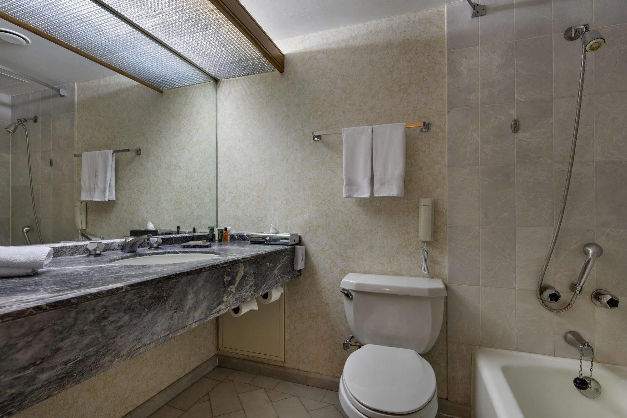 Twin Room with Bay View