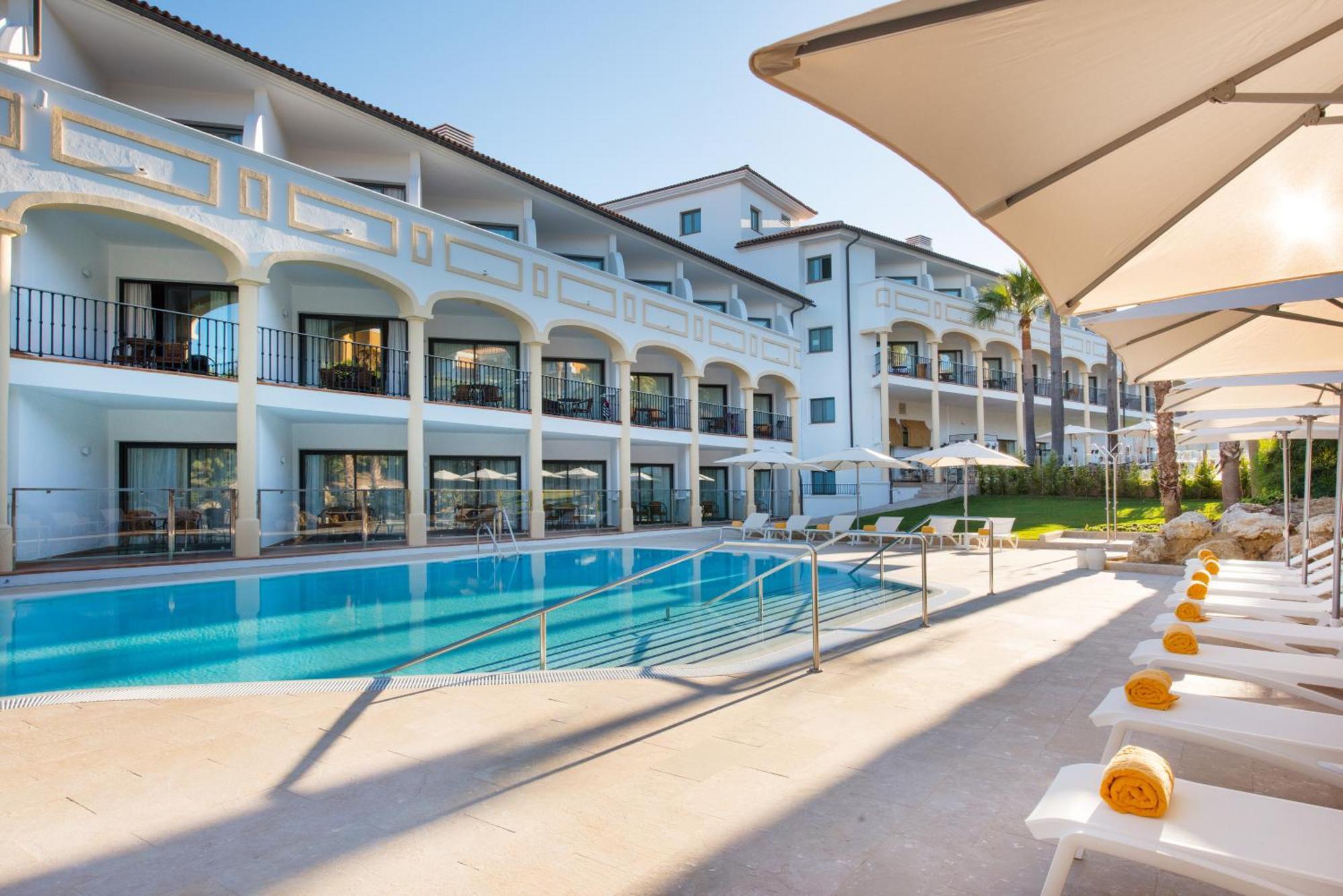 Deluxe Doppelzimmer mit Gemeinschaftspool