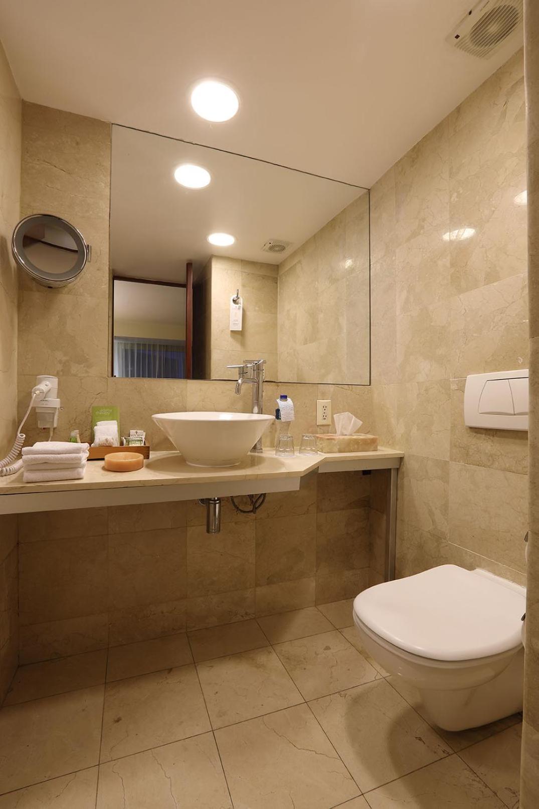 Standard  Double Room,972019678:JPEG