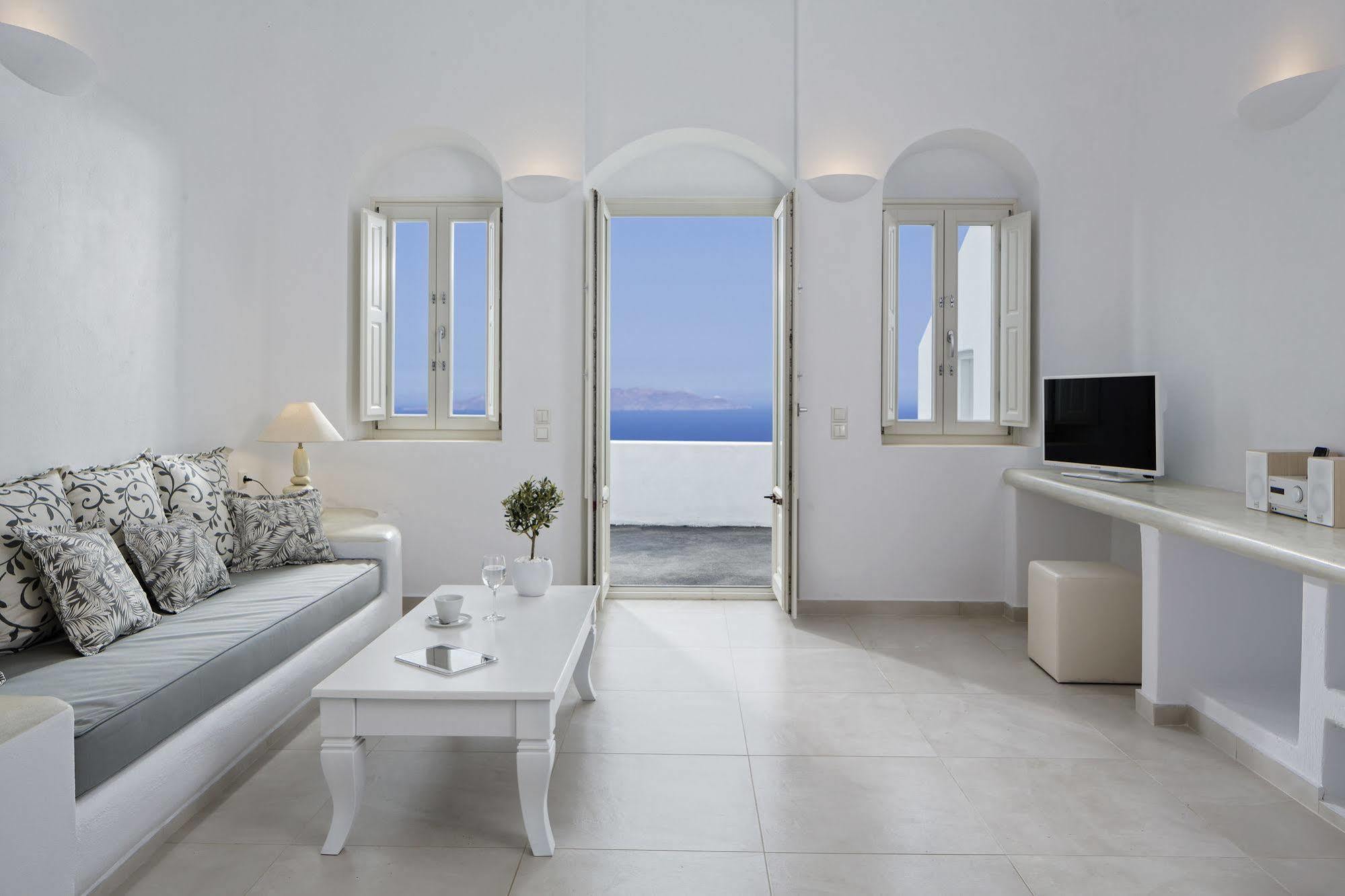 Suite de 2 dormitorios con bañera de hidromasaje exterior y vistas al mar