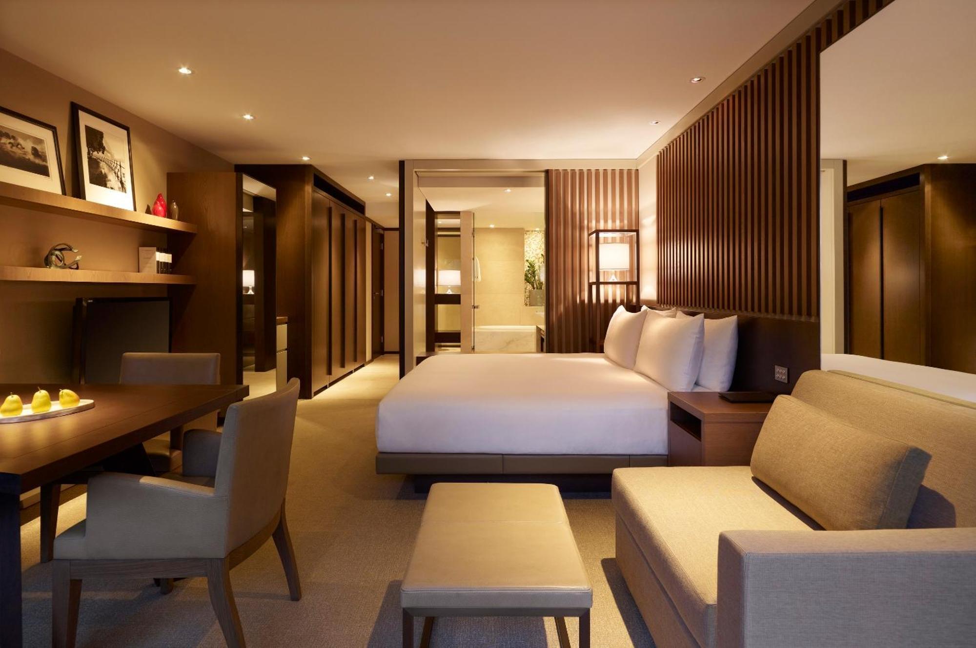 2 Twin Beds City Harbour View