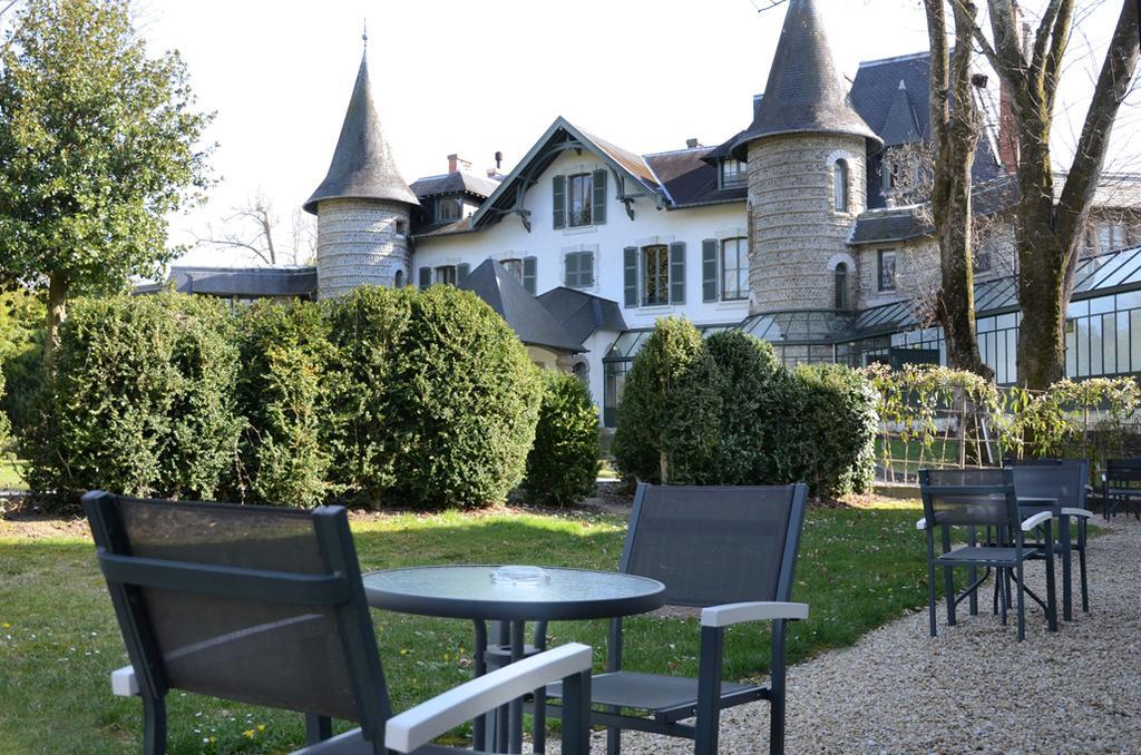 Standard Double Room with Spa Access,943512352:JPEG