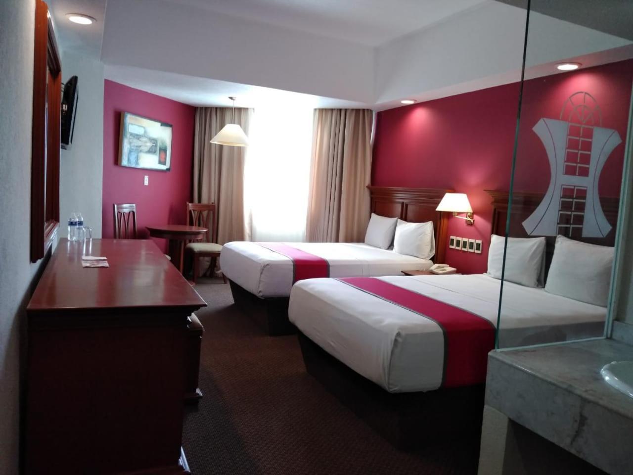 Double Room Two Double Beds,943740934:JPEG