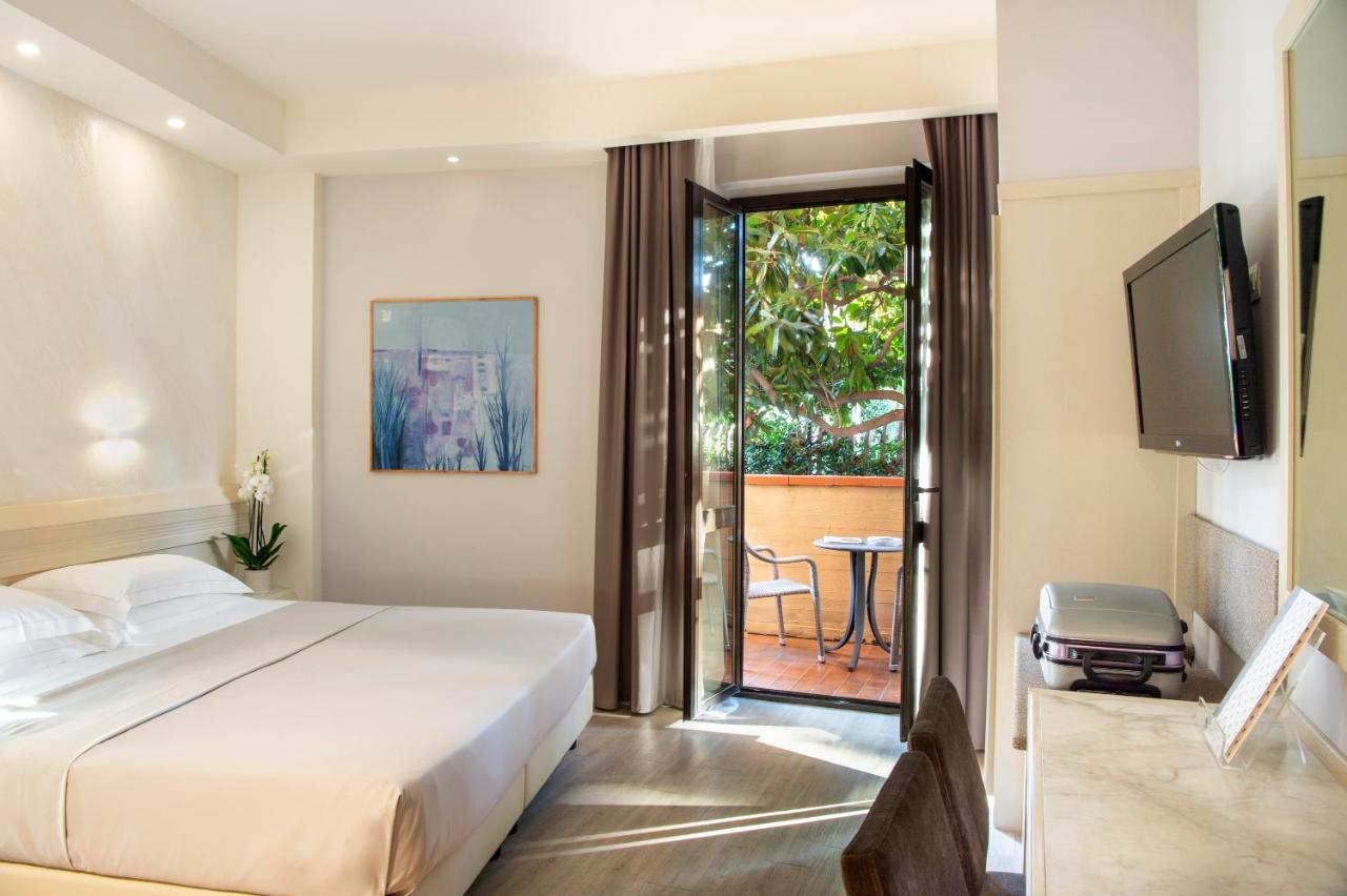 Deluxe Double Room,757984249:JPEG