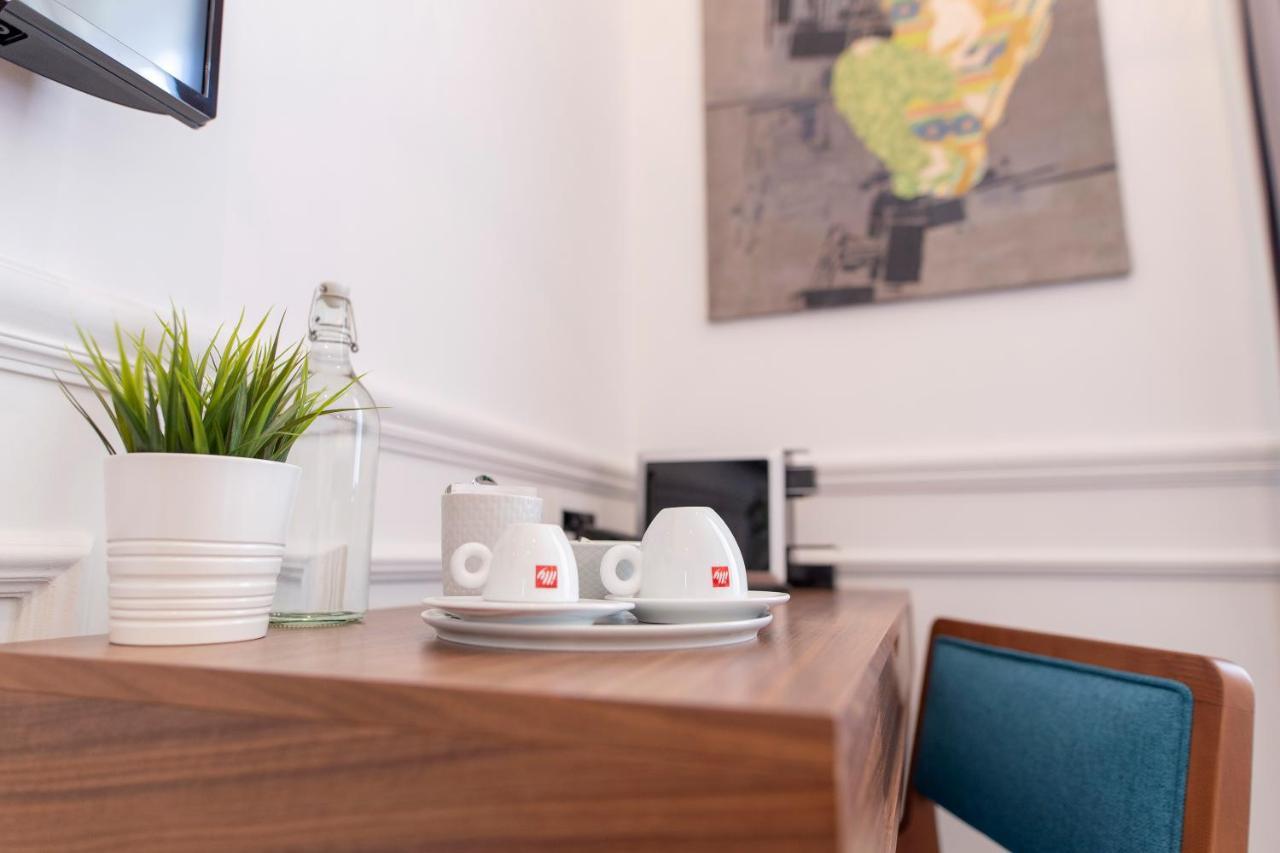 Standard Single Room with Free Parking,784538703:JPEG