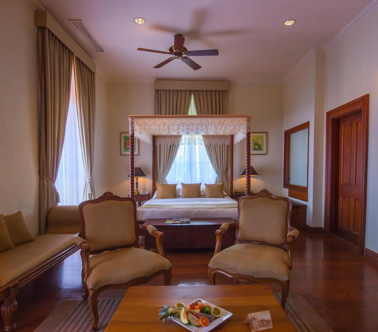 Junior Suite mit Meerblick und Balkon