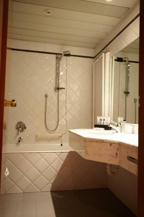 Double or Twin Room Balcony