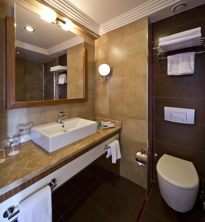 Superior Room,79994331:JPEG