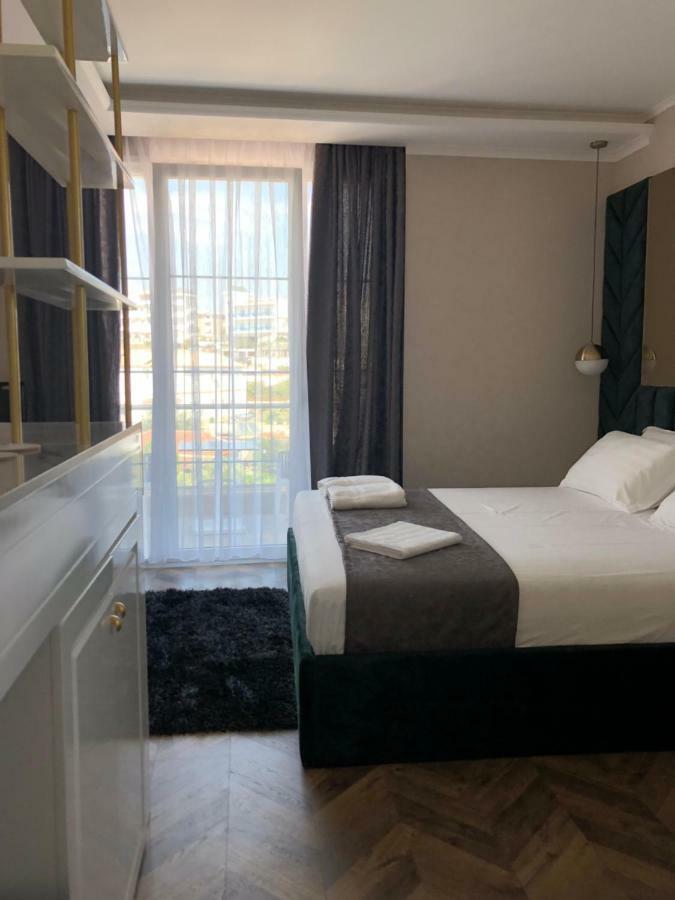 Suite con bañera de hidromasaje - Cama extragrande