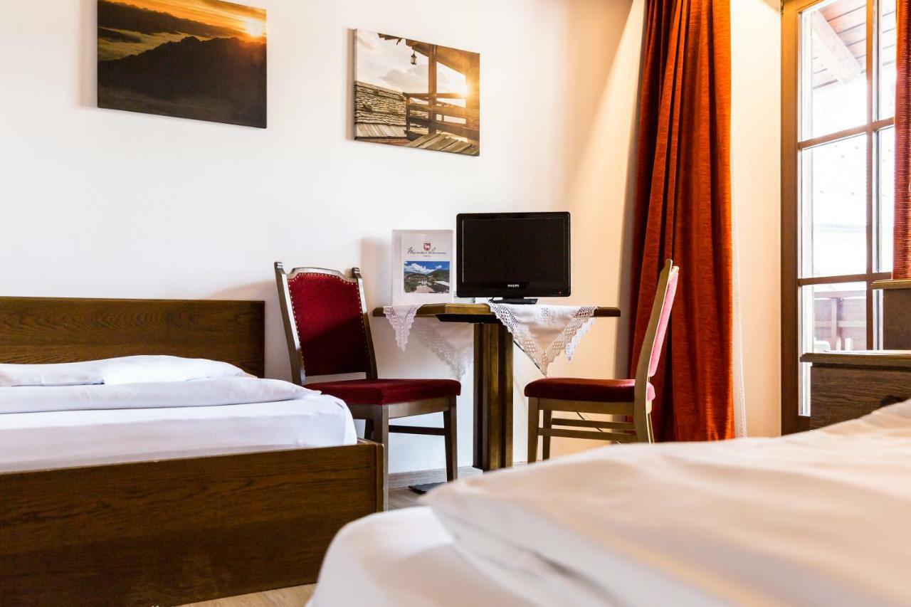 Standard Zimmer mit 2 separaten Betten