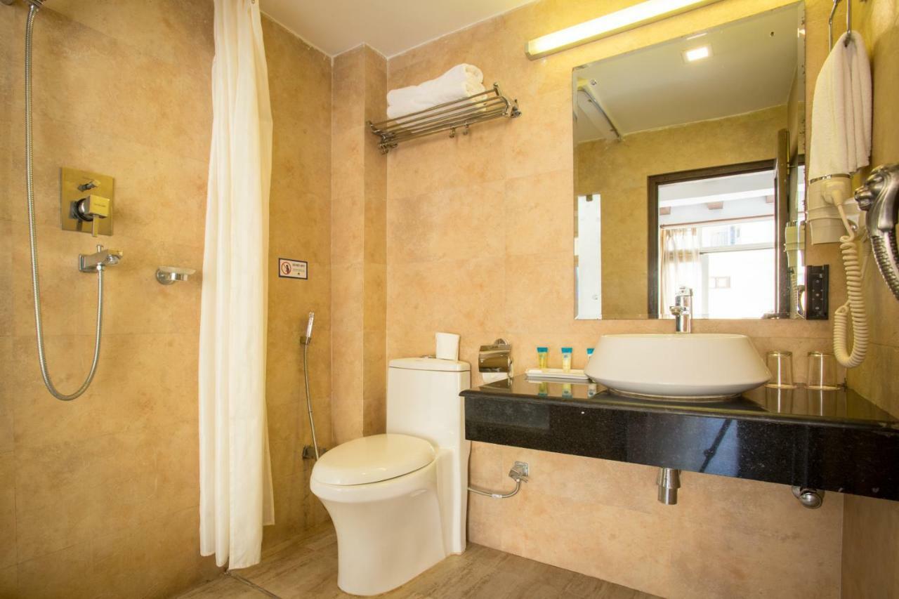 Boutique Twin Room 24 hours Check on First Spa Treatment & One-Way Complimentary Airport Transfer,909008161:JPEG