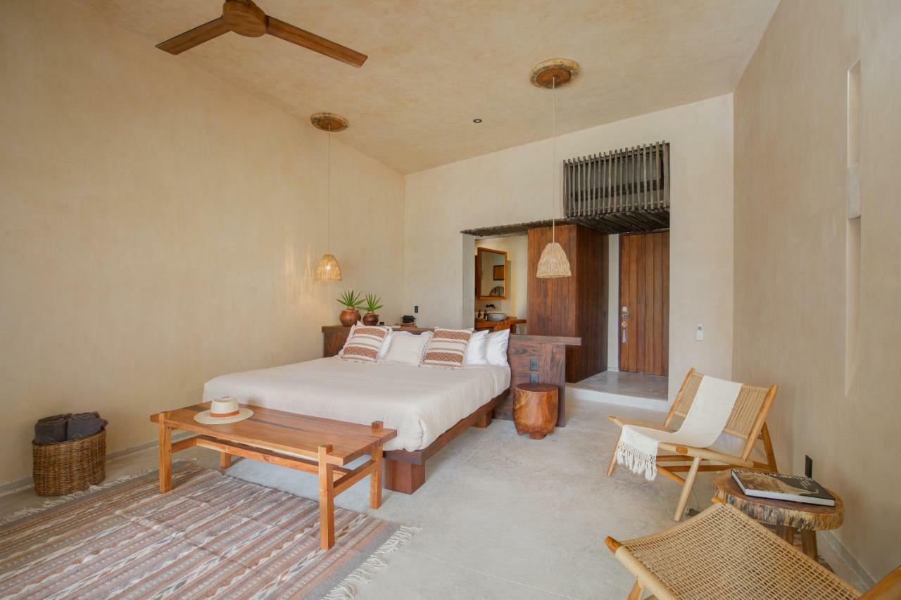 Ground floor Ocean view Suite