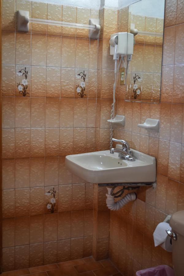 Chambre Familiale avec Salle de Bains
