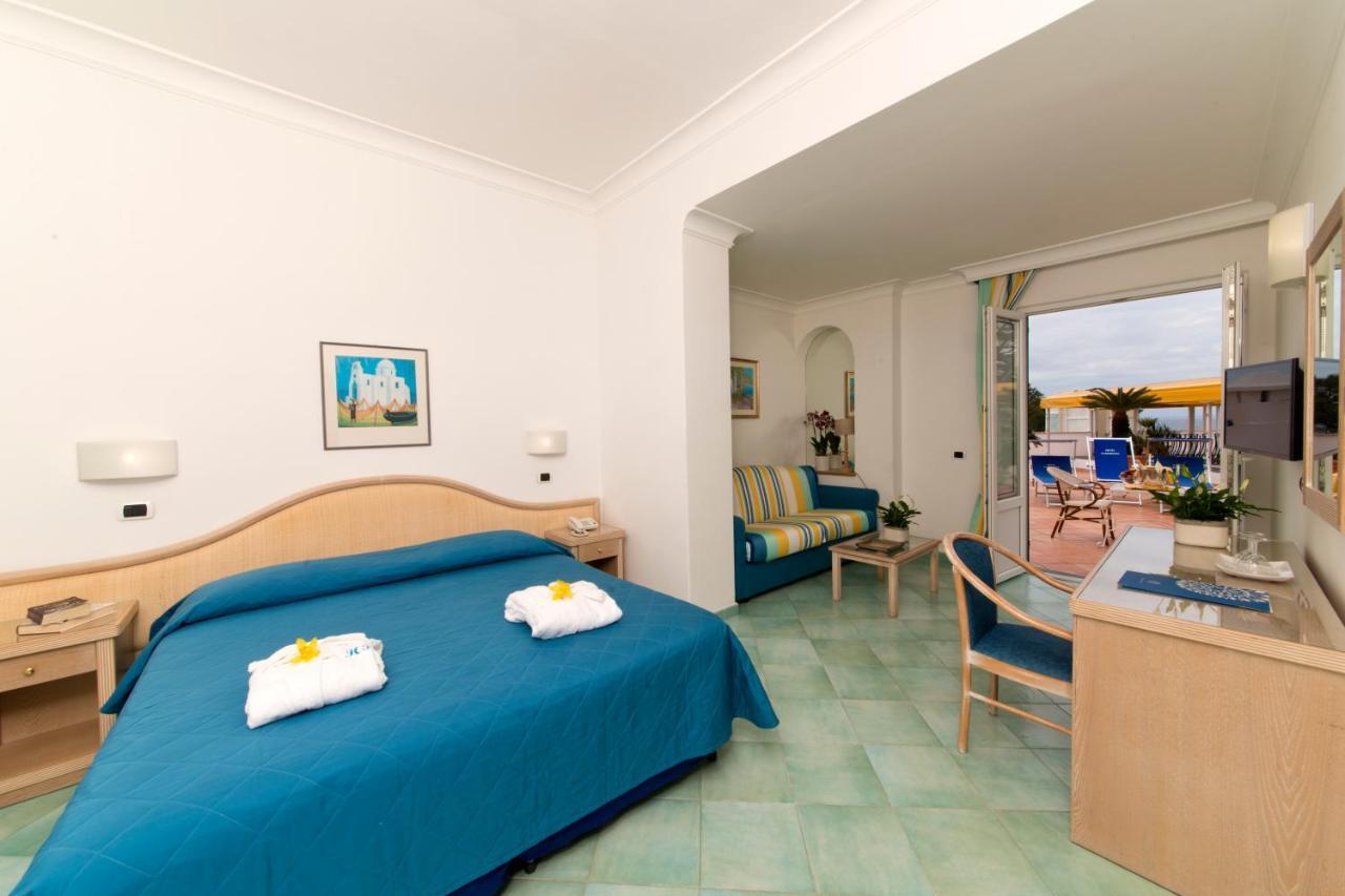 Junior Suite Partial Sea View