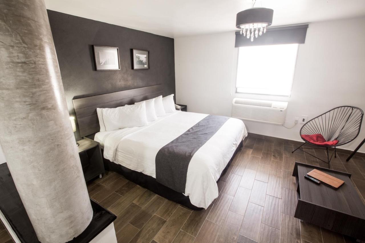 Superior Two Beds,1214929477:JPEG