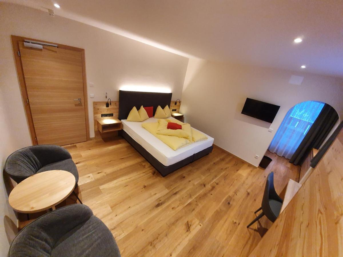 Double Room,934060363:JPEG