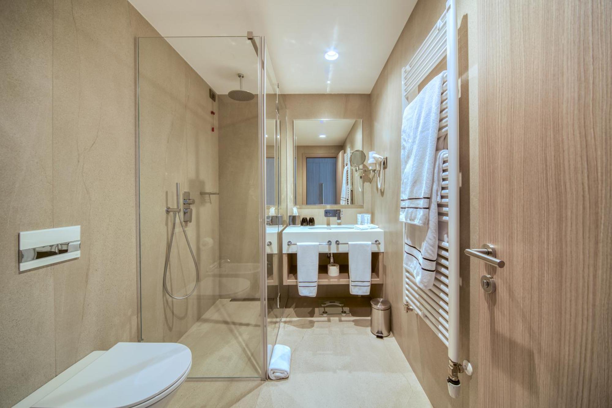 Standard Double Room,1219999768:JPEG