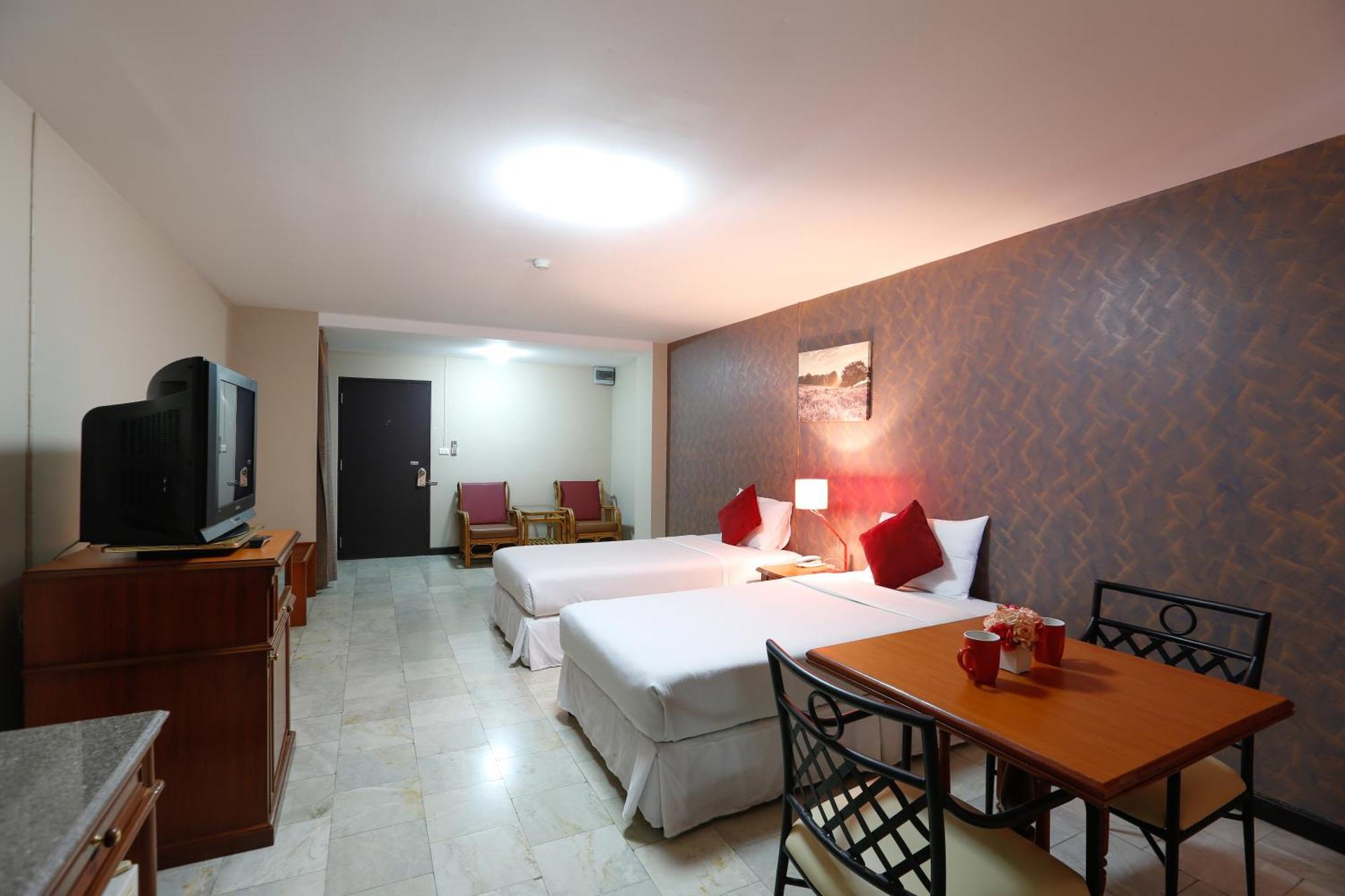 Deluxe Double or Twin Room