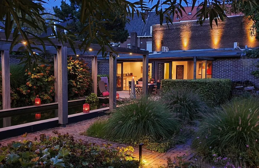 Downtown Hideaway, B&B Grand Deluxe-1
