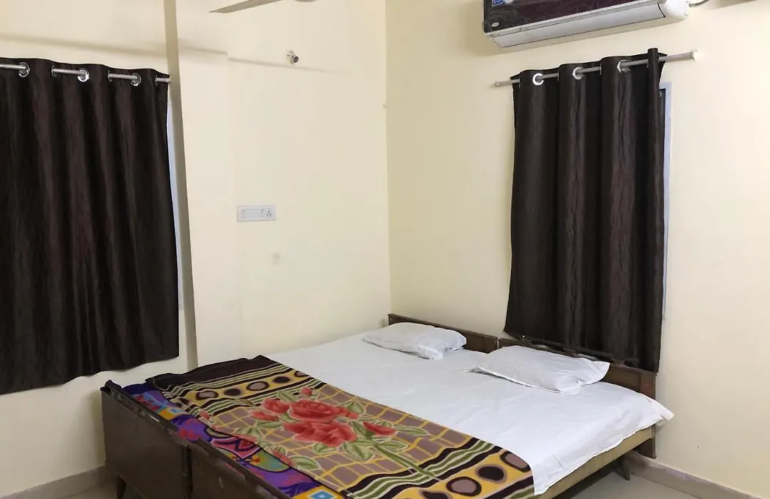 Hotel Bobby House 450M From Beach & 1 Km From Temple-1