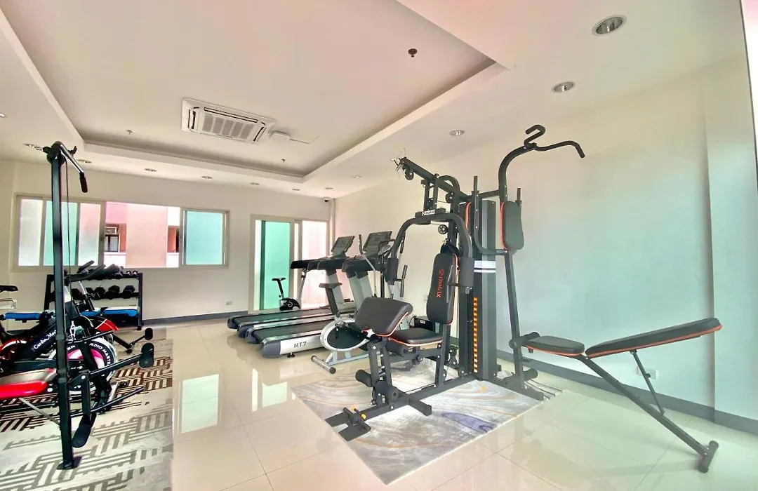 I Suites Malate Hotel & Condotel-1