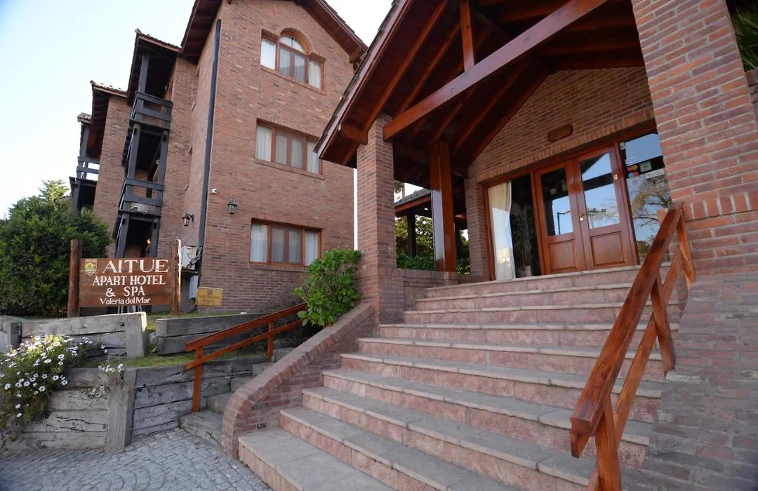 Aitue Apart Hotel & Spa-1