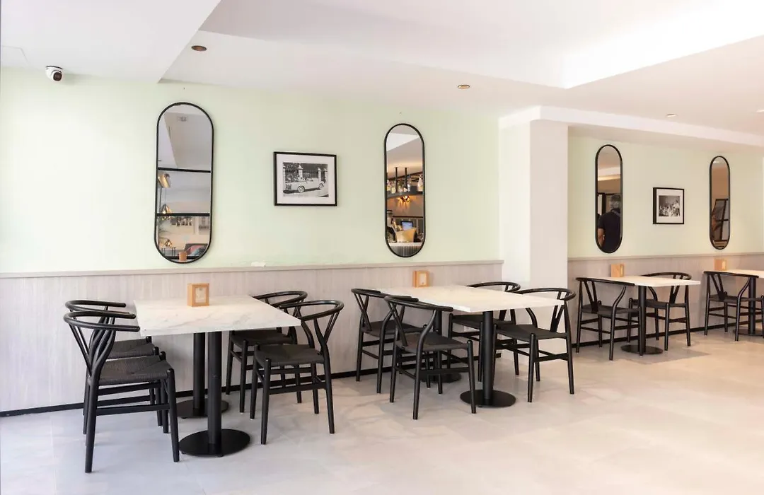 Alfons Hotel-1