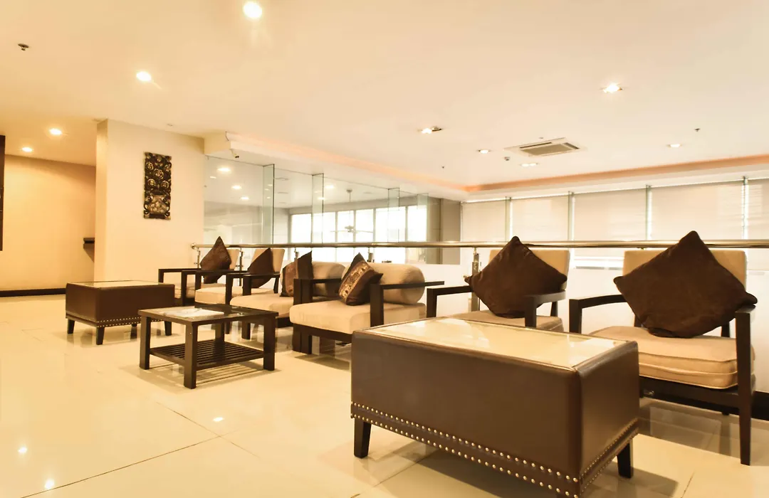 Boss Suites Nana Hotel-1