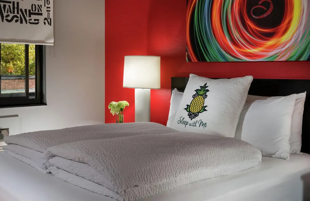 Staypineapple, Hotel Five, Downtown Seattle-1