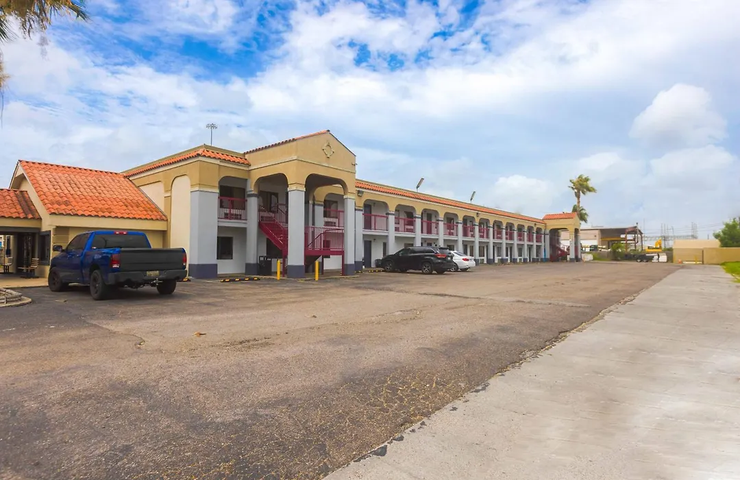 Coastal Inn Corpus Christi-1