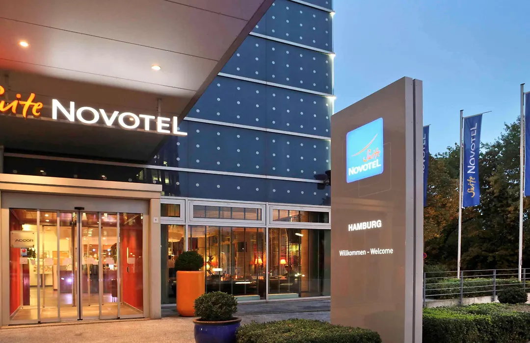 Novotel Suites Hamburg City-1