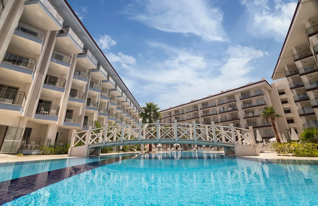 Ramada Hotel & Suites By Wyndham Kusadasi-1