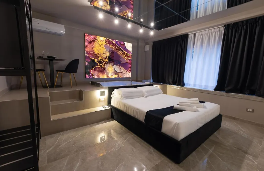 Maximum Exclusive Suite & Spa-1