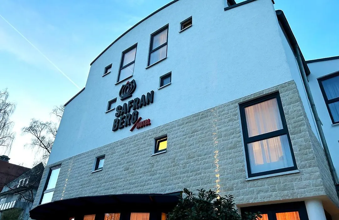 Safranberg Hotel & Sauna-1