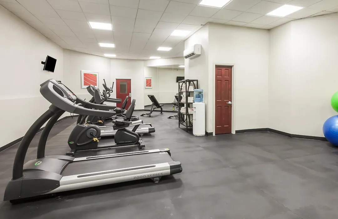 Holiday Inn Hotel & Suites Oklahoma City North By Ihg-1