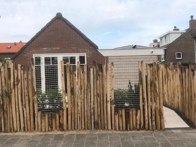 Dune Vieuw-1