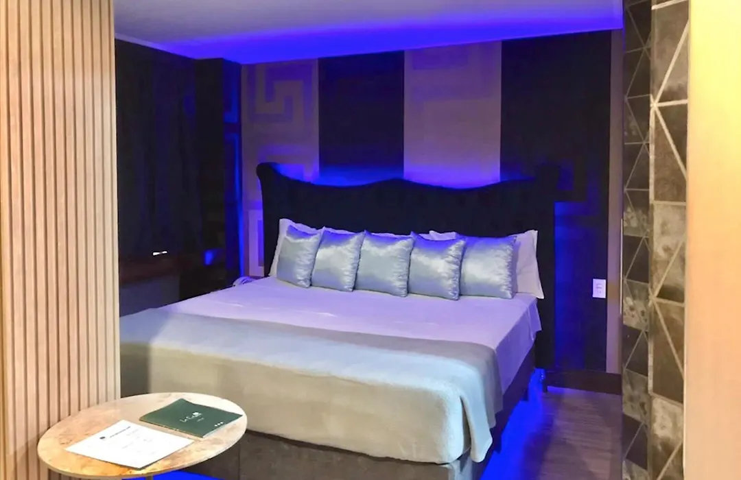 Flat na Paulista no Condomínio do Hotel Transamerica 'De Particular'-1