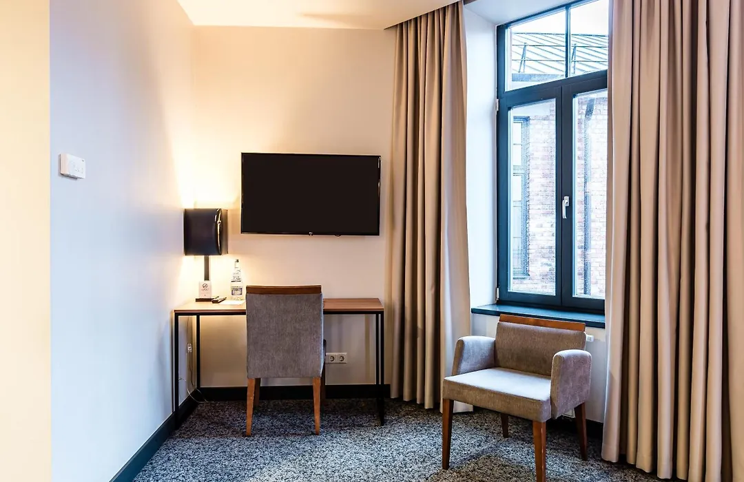 Victoria Hotel Kaunas-1