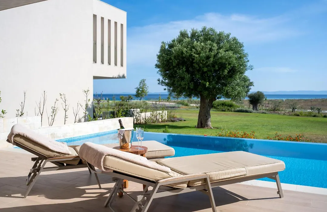 Ammoa Luxury Hotel & Spa Resort-1