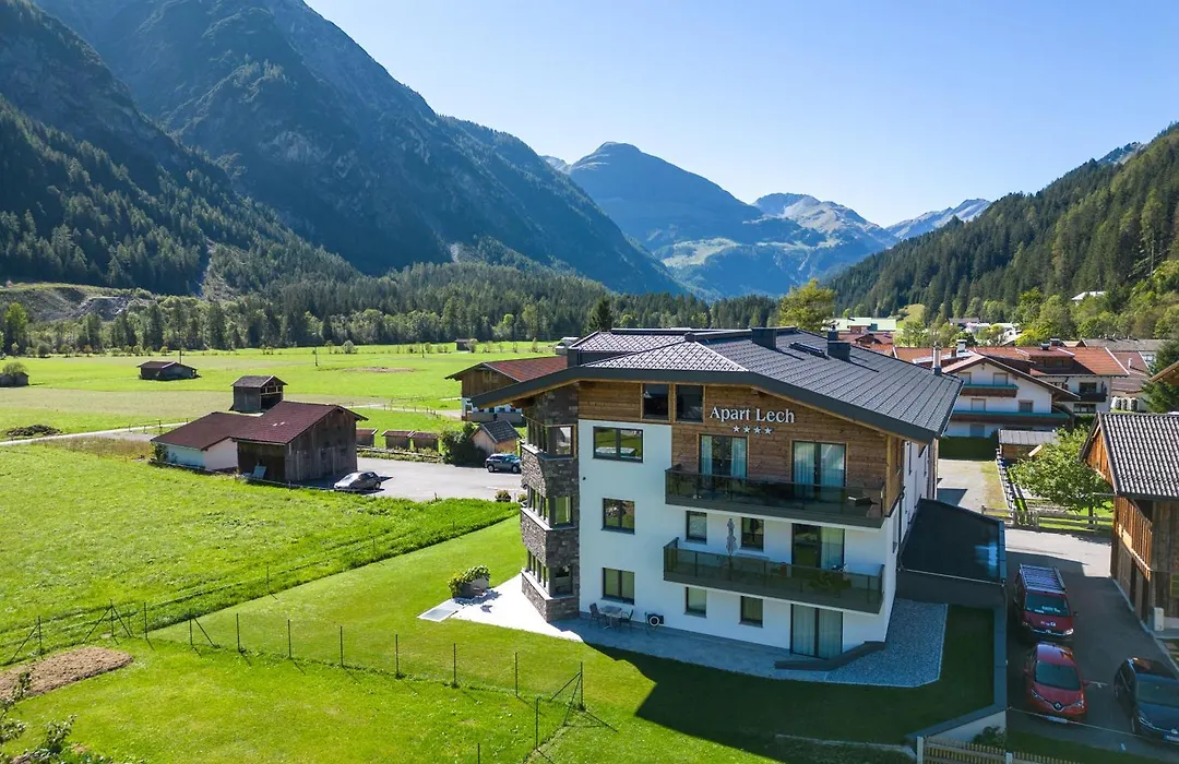 Apart Lech-1