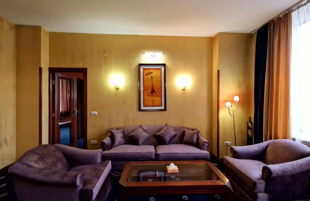 Ararat Hotel-1