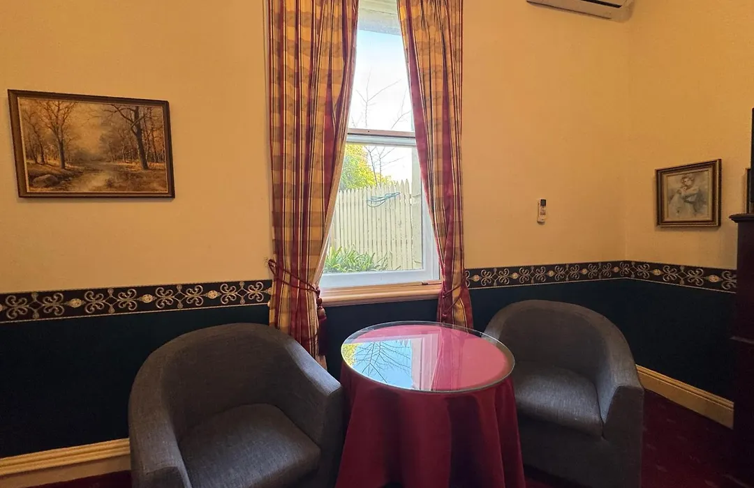 Toorak Manor Hotel Free Parking-1
