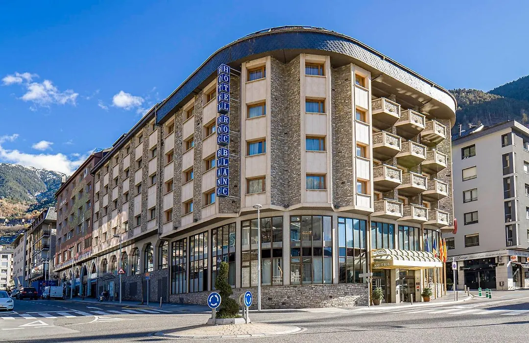 Roc Blanc Hotel & Spa-1