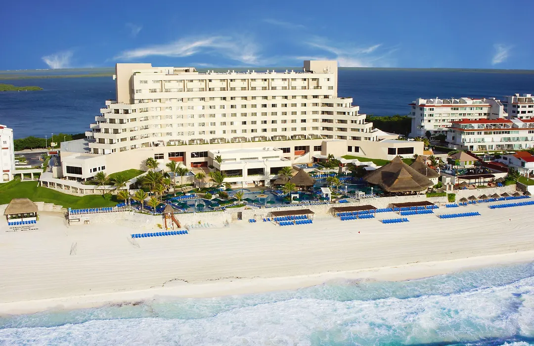 Royal Solaris Cancun-1