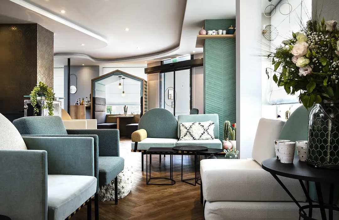 Hotel Eiffel Saint Charles-1
