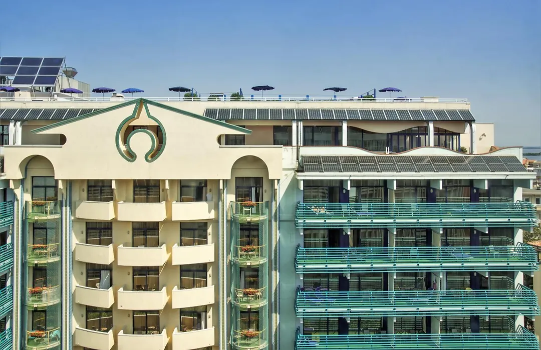 Grand Hotel Astoria-1